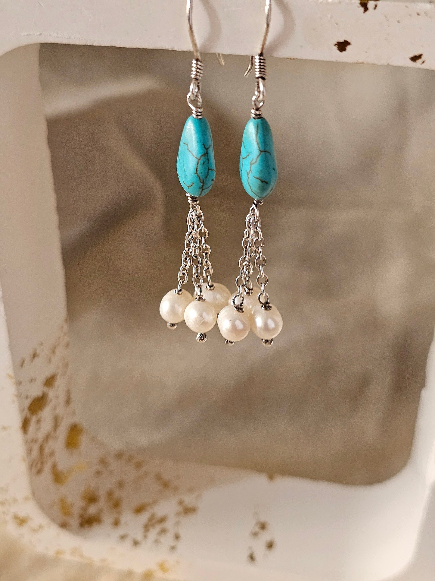 Turquoise and Pearl dangling earrings