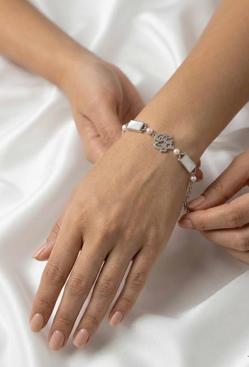 Calligraphy & Luster Bracelet