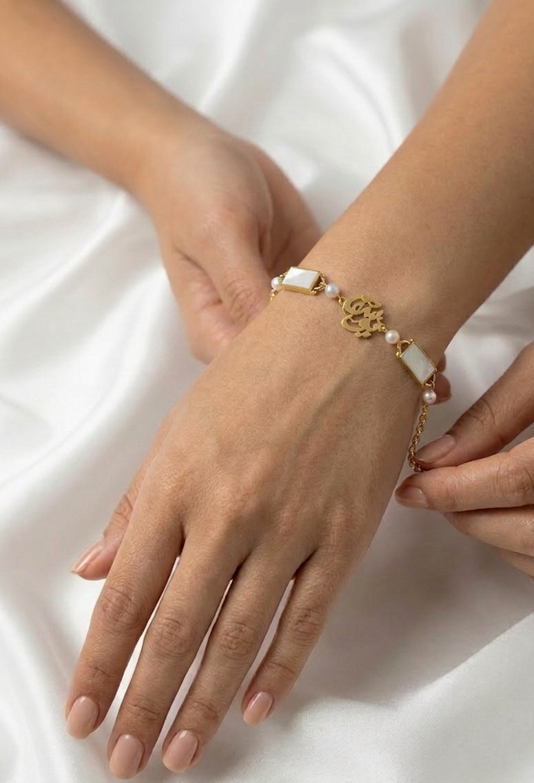 Calligraphy & Luster Bracelet