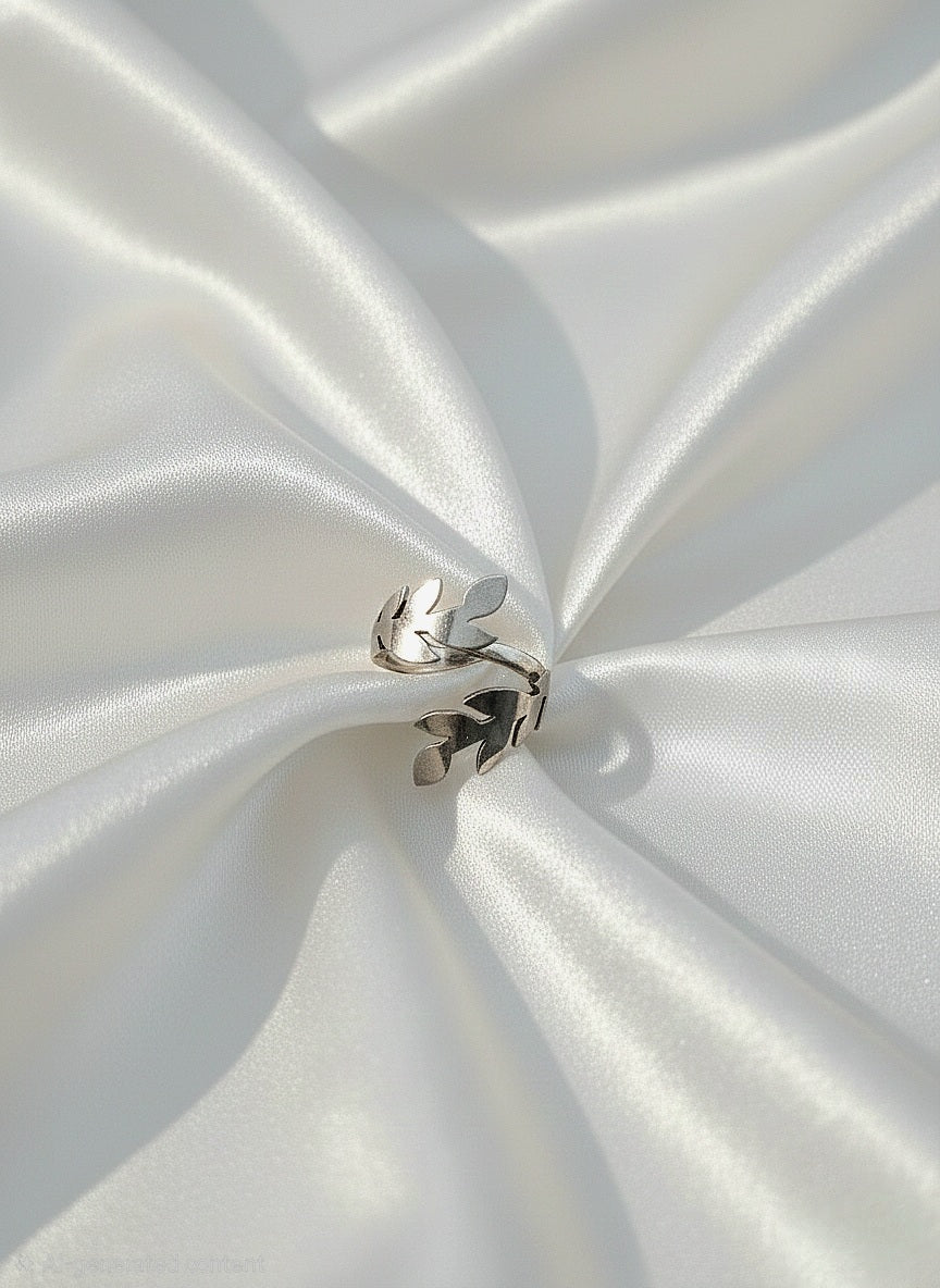 Adjustable Leaf Ring