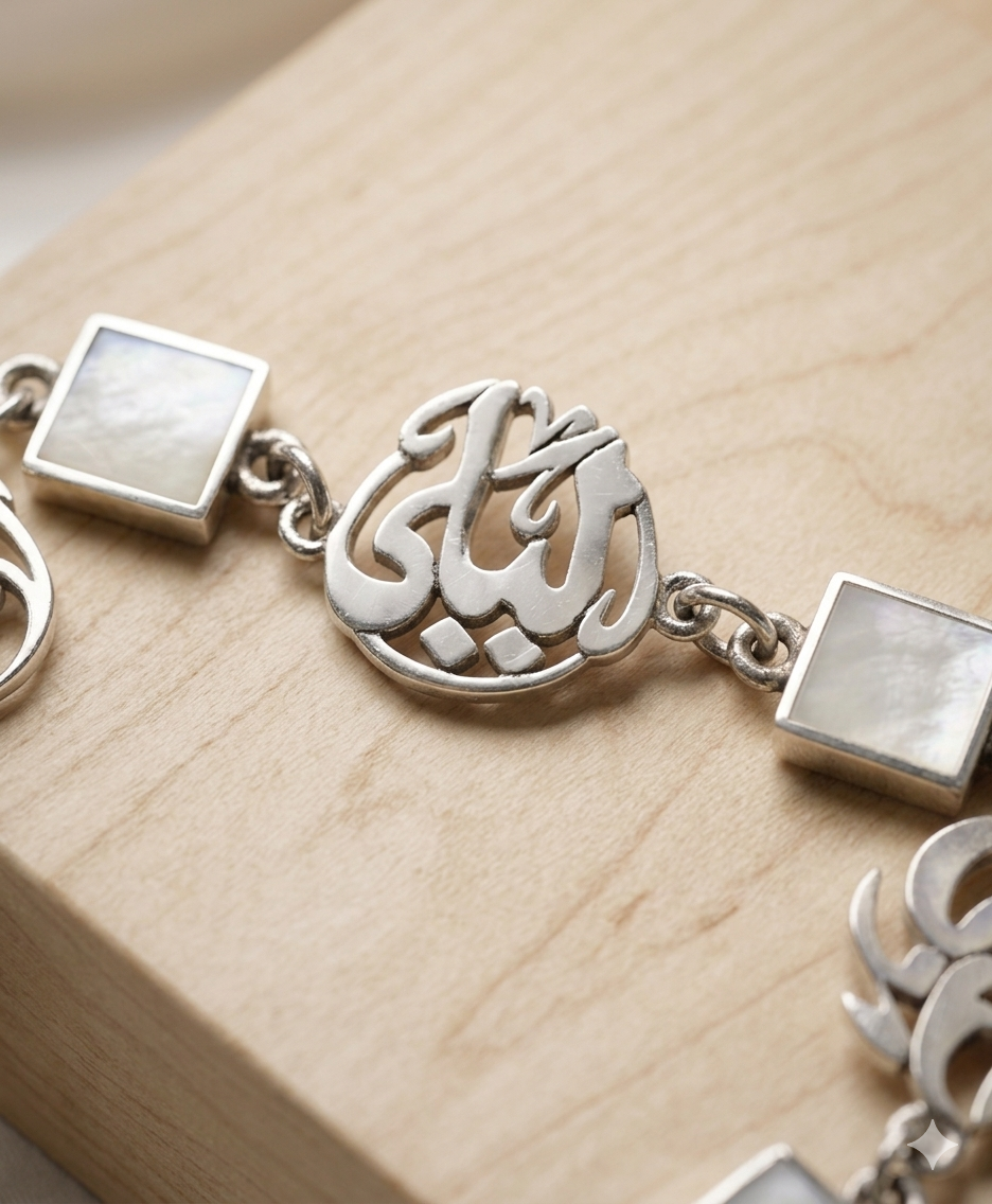 Customizable Bracelet with Mother of Pearl stone